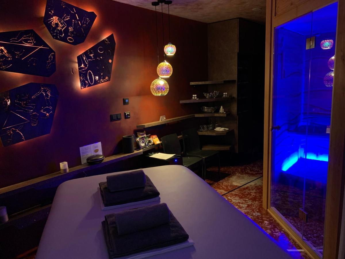 Smarthotel Nezvalova Archa Olomouc Dış mekan fotoğraf