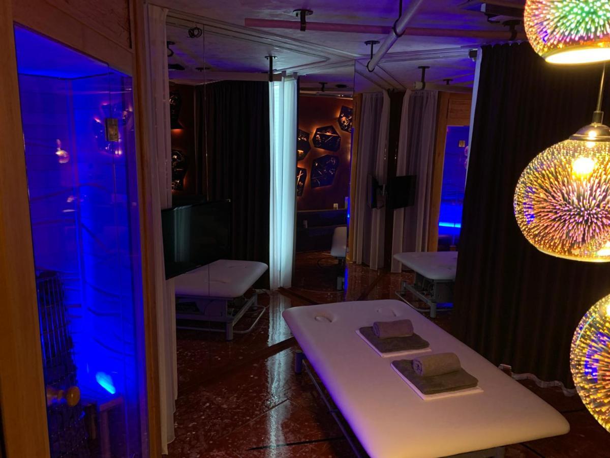 Smarthotel Nezvalova Archa Olomouc Dış mekan fotoğraf