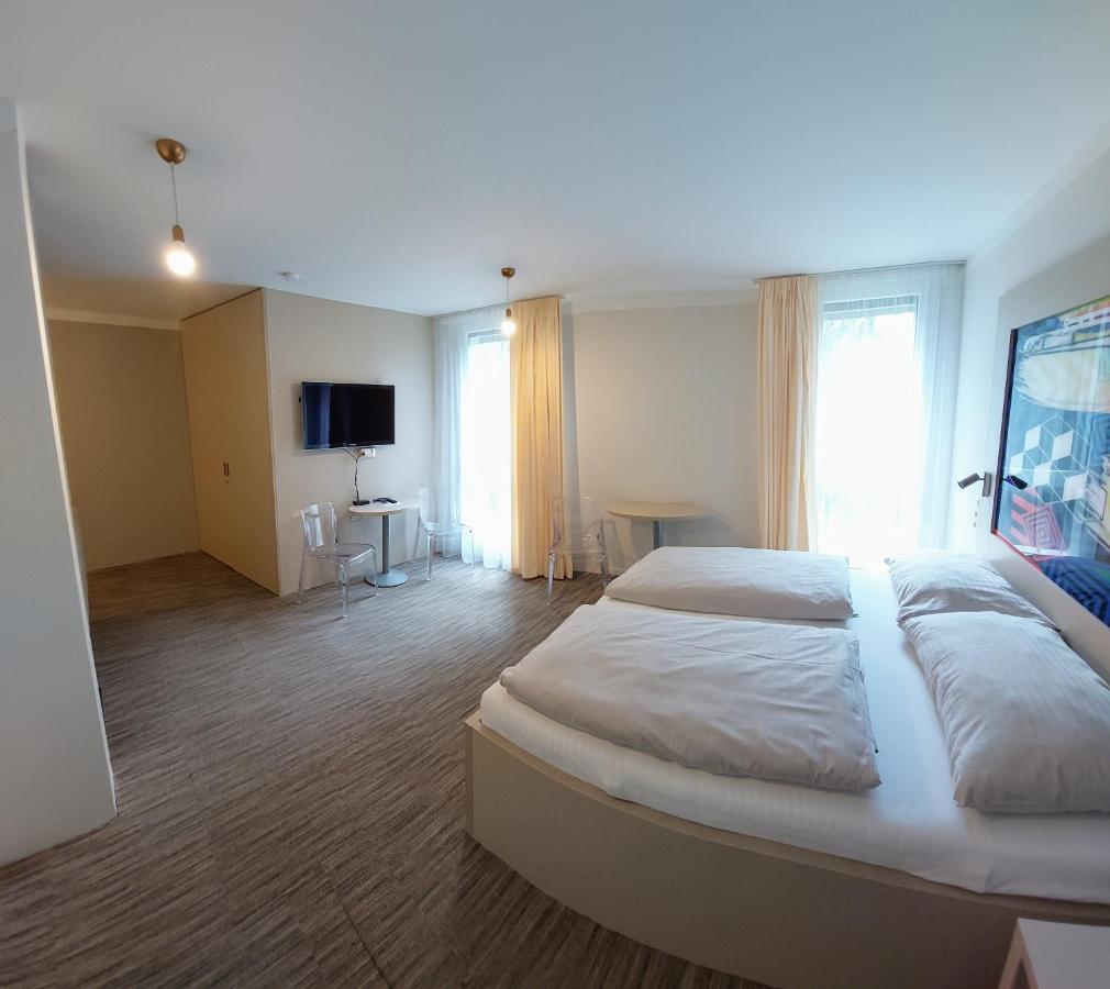Smarthotel Nezvalova Archa Olomouc Dış mekan fotoğraf