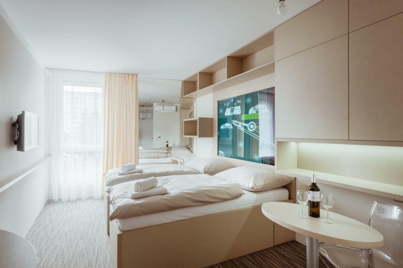 Smarthotel Nezvalova Archa Olomouc Dış mekan fotoğraf